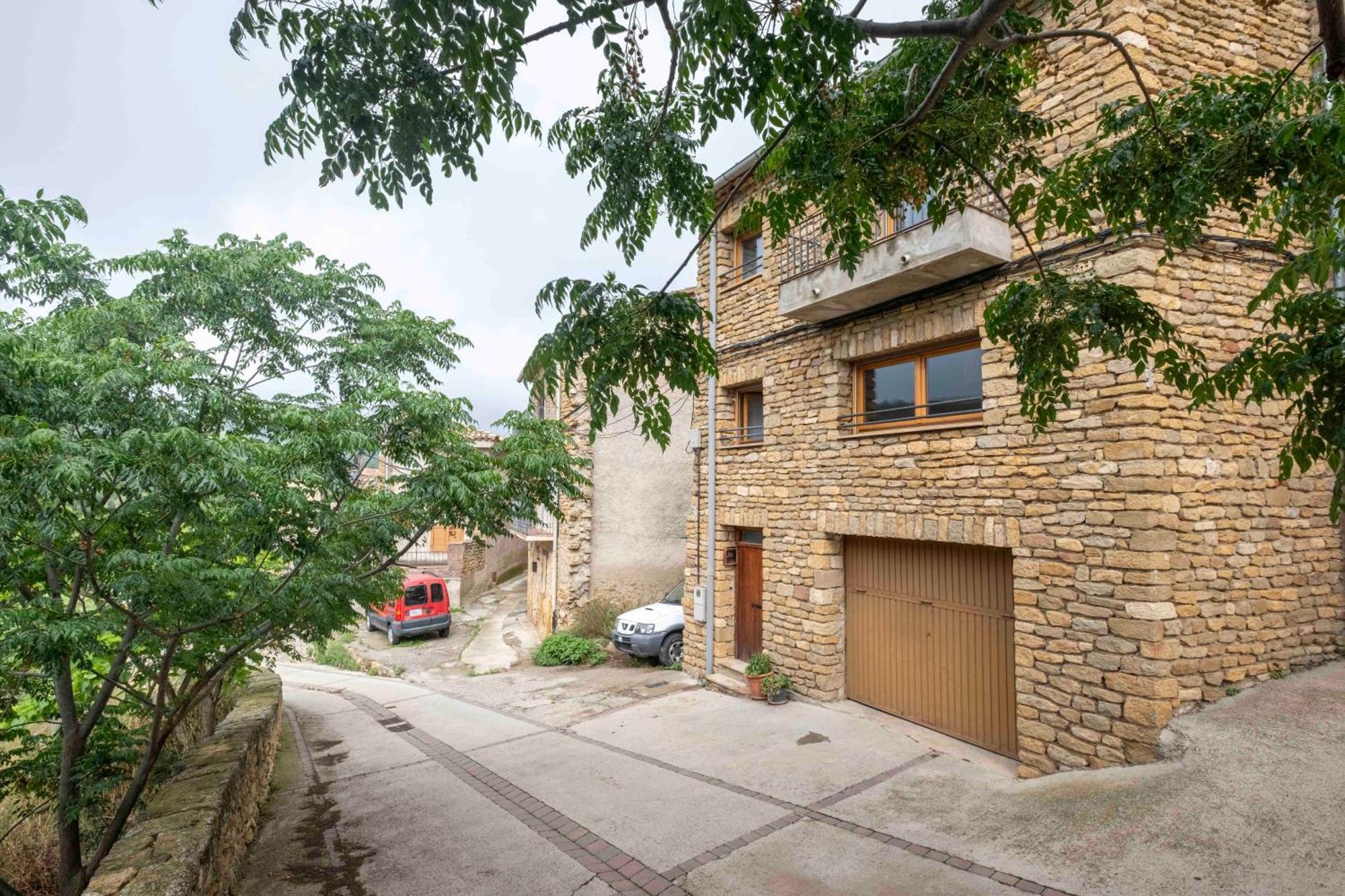 Casa Acollidora I Familiar Amb Jardi I Barbacoa Villa Ager Dış mekan fotoğraf